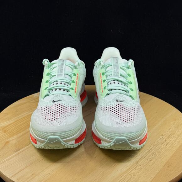 Nike Air Zoom Pegasus Premium Barely Green HQ2592-301 Size 7.5M/ 9W - Picture 3 of 9